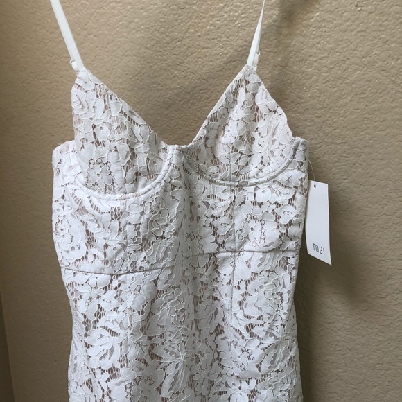 White Lace Dress - Picture 2 of 5